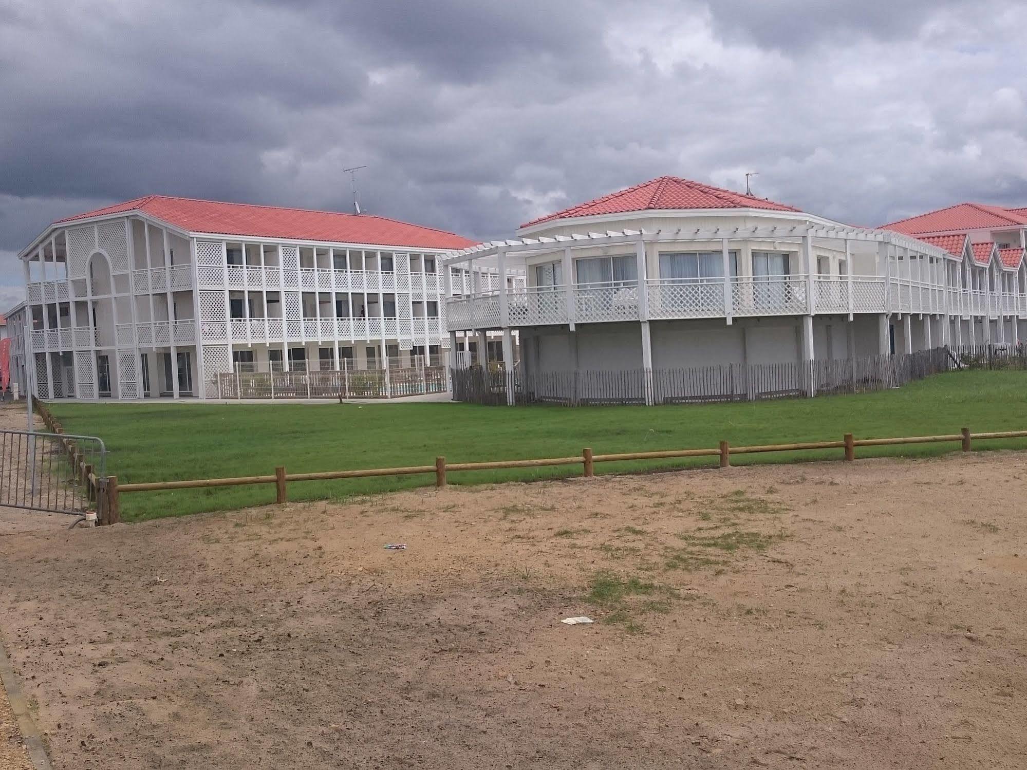 Residence Nemea Les Balcons Des Pecheurs Mimizan-Plage Exterior photo
